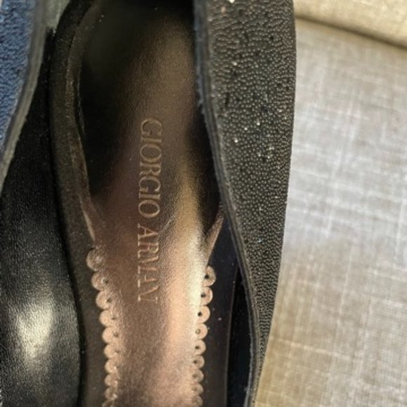 Giorgio Armani Black Crystal Sparkle Pumps Size 41 - Picture 3 of 7